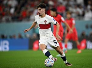 維蒂尼亞：上個(gè)賽季是夢(mèng)幻的；金球評(píng)選我能盡量排名靠前就很好了