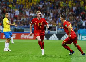 技驚四座！德凱回敲做球，德布勞內(nèi)禁區(qū)線上轟出世界波直掛死角