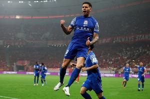 申花官方：安德烈-路易斯接受手術(shù)，將傷缺六周左右