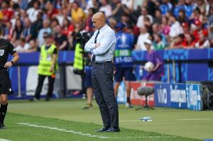 斯基拉：費內(nèi)巴切努力說服斯帕萊蒂接手球隊，仍遭到拒絕