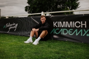 踢球者：投身人才培養(yǎng)，基米希在家鄉(xiāng)地區(qū)羅特韋爾成立青訓學院