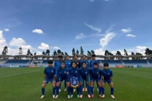 申花上體女足總戰(zhàn)績22輪11勝4平7負(fù)，積37分暫列女甲聯(lián)賽第五