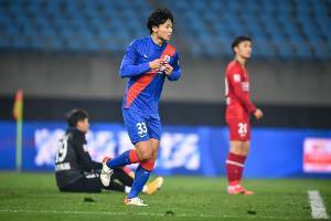 媒體人：申花角球絕對(duì)是阿森納真?zhèn)?，變化路?shù)像打出的爭(zhēng)議也像