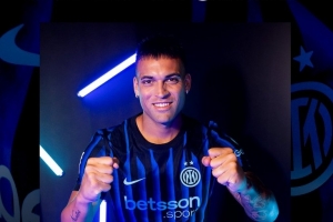 2戰(zhàn)1球1助攻，官方：勞塔羅當(dāng)選國(guó)米8月隊(duì)內(nèi)最佳球員