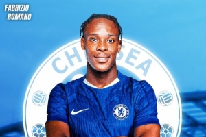 天空：埃梅加想留在白堡繼續(xù)提升，切爾西希望他下賽季能踢英超