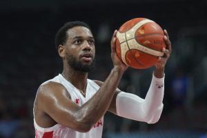 NBA沒(méi)下手？場(chǎng)均22.4分！波蘭歸化后衛(wèi)接近去艾菲斯 和GOAT當(dāng)隊(duì)友