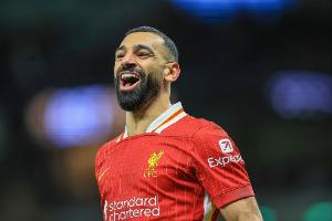 14球6助攻，薩拉赫成為2025年英超首位直接參與20球的球員