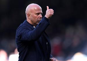 斯洛特：未來打不開局面可能會換薩拉赫，伊薩克還沒做好比賽準備