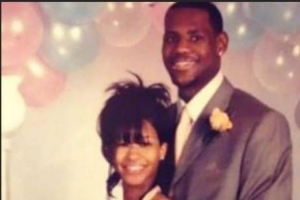 小波特：球員成名前結(jié)識(shí)的女人至少意圖是清晰的 比如老詹和詹嫂