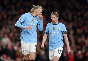 歐足聯(lián)預(yù)測(cè)曼城vs那不勒斯首發(fā)：哈蘭德領(lǐng)銜，德布勞內(nèi)戰(zhàn)舊主