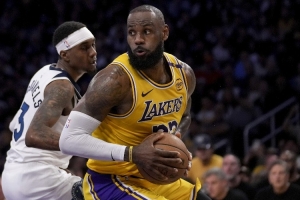 詹姆斯是不是歷史第二人？楊毅：老詹能力就是強(qiáng) 歷史地位別問(wèn)我