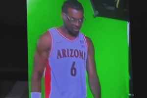 天賦異稟！詹姆斯曬布萊斯增肌照：靠 我兒子現(xiàn)在體格變這么壯了