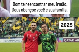 時(shí)隔17年，河內(nèi)公安外援曬與塞鳥合影：很高興能再見到你，好兄弟