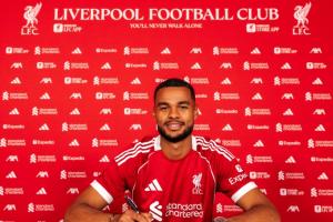 躍居頂薪行列！capology：加克波新約周薪高達(dá)25萬鎊 紅軍隊(duì)內(nèi)第4