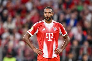 塔：拜仁上半場(chǎng)沒(méi)有找到自己的比賽節(jié)奏，但下半場(chǎng)控制比賽并取勝