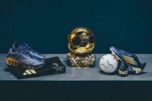 金色榮耀！阿迪達(dá)斯為登貝萊金球推出紀(jì)念鞋款