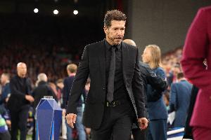 TA：歐足聯(lián)對西蒙尼展開紀律處罰程序 利物浦因球迷扔雜物受指控