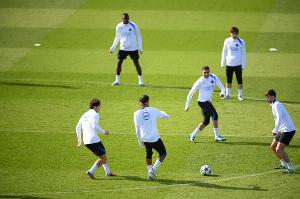法媒：巴黎今日16點(diǎn)30分訓(xùn)練，明天休息，周四17點(diǎn)訓(xùn)練