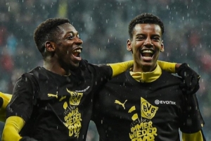 ??什么水平？2017年，登貝萊和伊薩克在多特蒙德搭檔