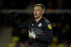 表現(xiàn)出色！對(duì)陣拜仁，阿森納外租門將卡爾-海因貢獻(xiàn)8次撲救