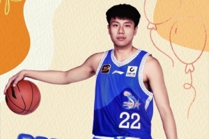 訓(xùn)練態(tài)度受到教練組的肯定！祝鄭曉鋼24歲生日快樂(lè)！??