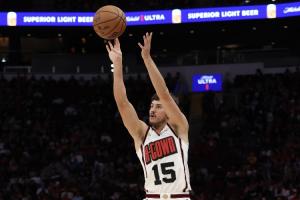 頂替范喬丹？謝潑德處子賽季3次首發(fā) 場(chǎng)均19.7分2斷三分命中率52%