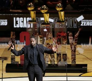 韋德：榮譽(yù)&冠軍不代表個(gè)人實(shí)力只是一種偏好 我想要的只有冠軍