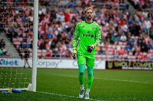 愛來自安菲爾德！戰(zhàn)曼聯(lián)亨德森送出長傳助攻，凱萊赫撲點(diǎn)