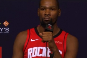 杜蘭特：外界認為我每換一次隊都很艱難 但我積累了很多人際關(guān)系