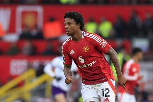 荷蘭媒體：阿莫林召回馬拉西亞，后者有望為曼聯(lián)出場