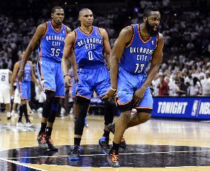 杜蘭特：這支火箭和曾經(jīng)那支雷霆很相似 充滿了青春的氣息