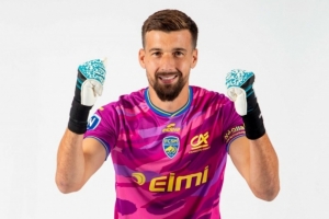 隊報：前法甲門將瓦萊特涉嫌性侵18歲女性，最高或面臨20年監(jiān)禁