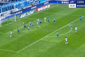 英博連續(xù)解圍未成功，阿齊茲爆射破門，西海岸1-0領(lǐng)先英博！