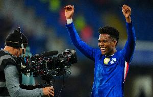 埃斯特旺：對(duì)利物浦打入英超首球太開心了！感謝教練對(duì)我的信任