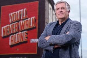 名宿：放現(xiàn)在克洛普不會多看我一眼，我認(rèn)為我更適合斯洛特的戰(zhàn)術(shù)