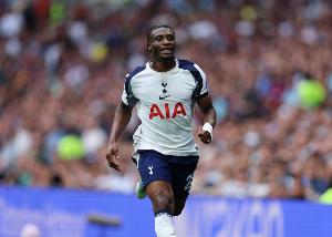 庫(kù)杜斯對(duì)陣?yán)澛?lián)6次過(guò)人全部成功，是2024年安東尼之后英超首人