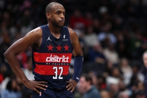 奇才主帥：米德爾頓和CJ都經(jīng)歷過很多 年輕人可以向他們學(xué)習(xí)