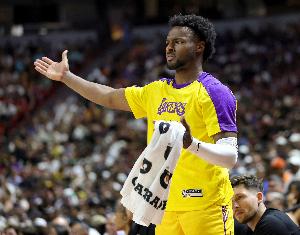 媒體人：布朗尼這個身體素質(zhì)和投射信心 打打CBA真挺合適