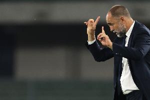 都體：尤文踢3421陣型缺乏合格的邊路球員，改踢4321可能會更合適