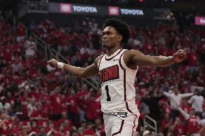 阿門-湯普森：詹姆斯是我最喜歡的球員 被與他比較很瘋狂