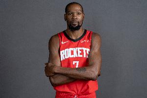 彈無虛發(fā)！杜蘭特第三節(jié)4中4獨(dú)得12分1板1助