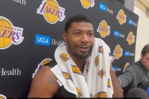 斯瑪特：應(yīng)對傷病如同坐心理過山車 不確定能否出戰(zhàn)下場比賽