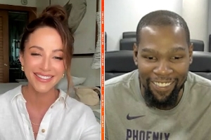 美女主持曬KD首秀數(shù)據(jù)！美網(wǎng)友：小帥別重色輕球！Shams要割腕了