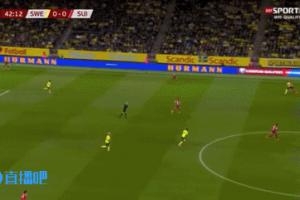 2億雙鋒欲哭無(wú)淚！約克雷斯做球伊薩克奔襲送半空門(mén)，隊(duì)友…解圍