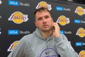 詹姆斯缺席時會給你增加很多負擔？東契奇：我不這么認為