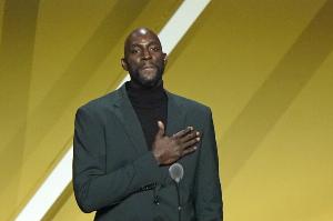 加內(nèi)特：我一直都很享受來(lái)中國(guó)的時(shí)光 這里的球迷很懂籃球