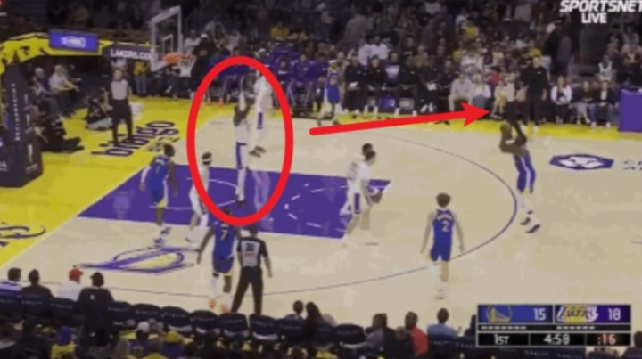 頓寶怎么有點(diǎn)可愛??艾頓在籃下干擾追夢(mèng)三分投籃