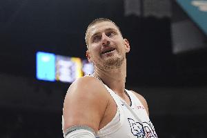 高效全能！約基奇半場7中5拿到10分7板4助1斷1帽