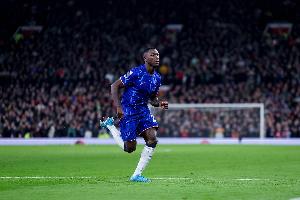 記者：凱塞多現(xiàn)在由家人代理，刪帖是因?yàn)榇朕o不當(dāng)