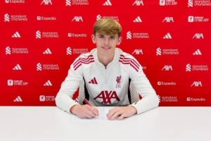 挖角曼城！官方：利物浦簽下15歲曼城青訓(xùn)門將阿爾菲-杜利